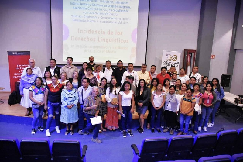 Conmemoran traductores indígenas el Día Internacional de la Traducción y reafirman defensa de lenguas originarias.
