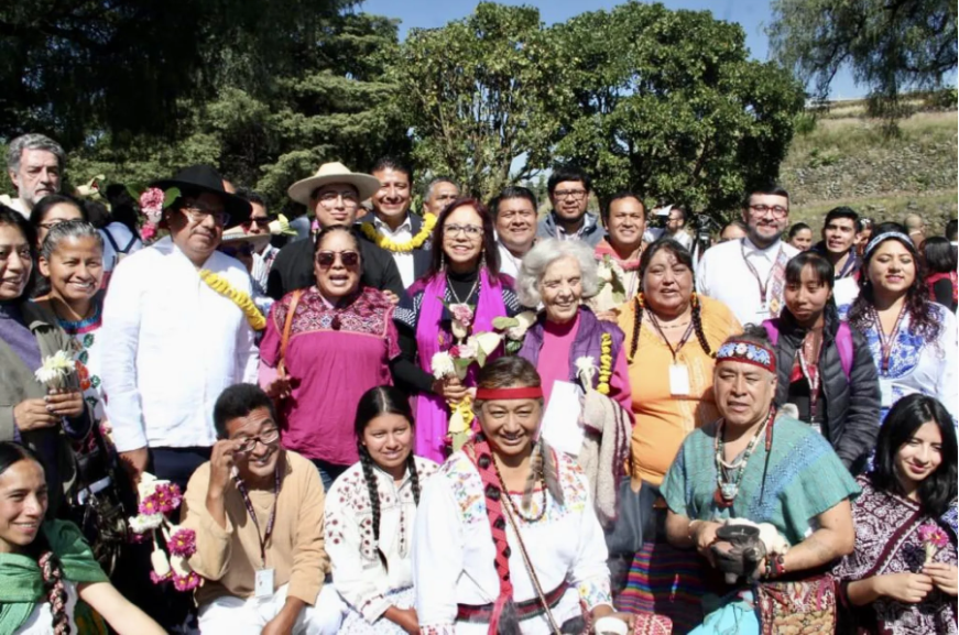 AMLO oficializa la creación de la Universidad de las Lenguas Indígenas
